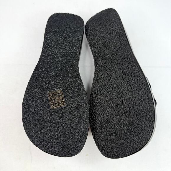 New Shein Black Heart Platform Slides 7 - Picture 9 of 9